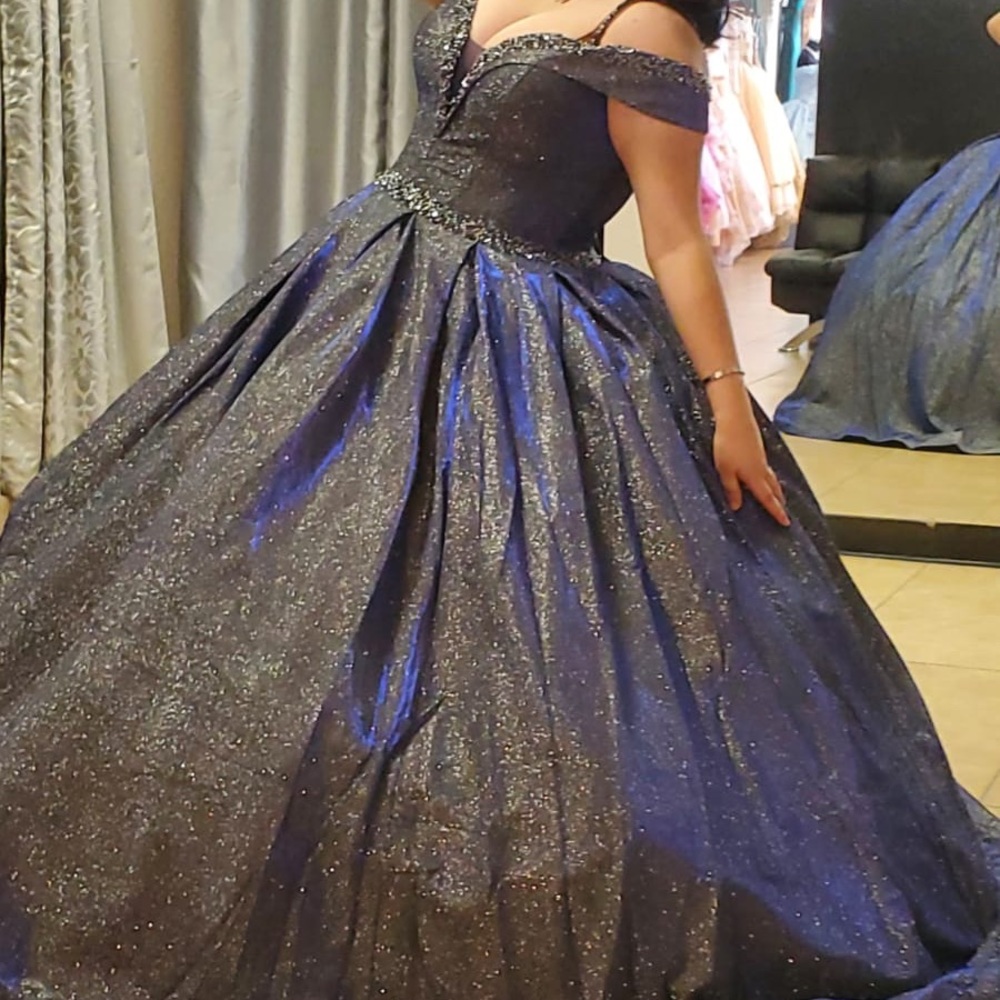 XV dress slightly used. Size 14.